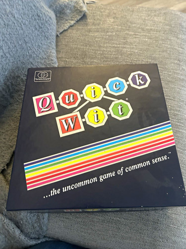 Quick wit trivia board - trivia, game