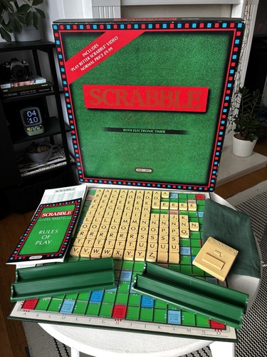 Scrabble deluxe edition board - edition,